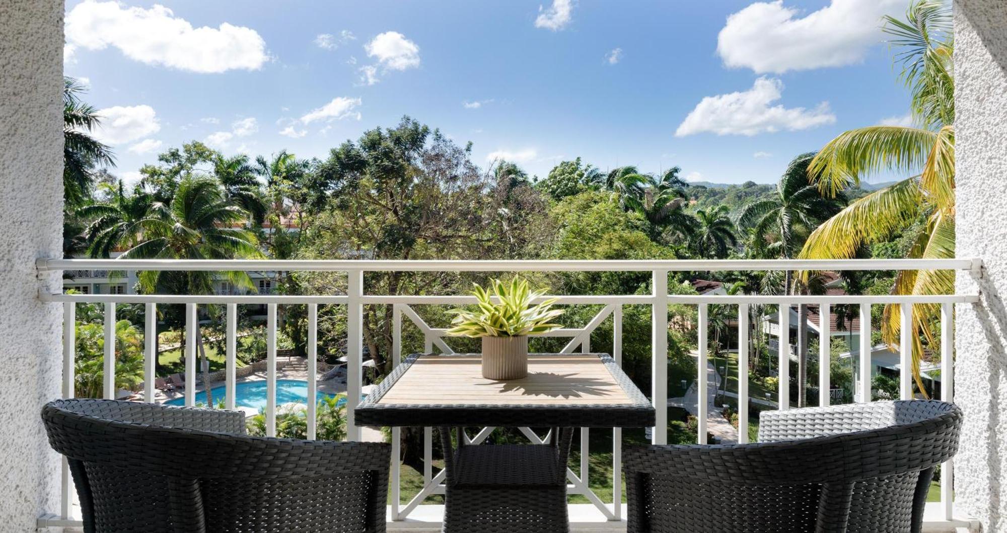 Sandals Ochi Beach All Inclusive Resort - Couples Only (Adults Only) Ocho Rios Exterior photo