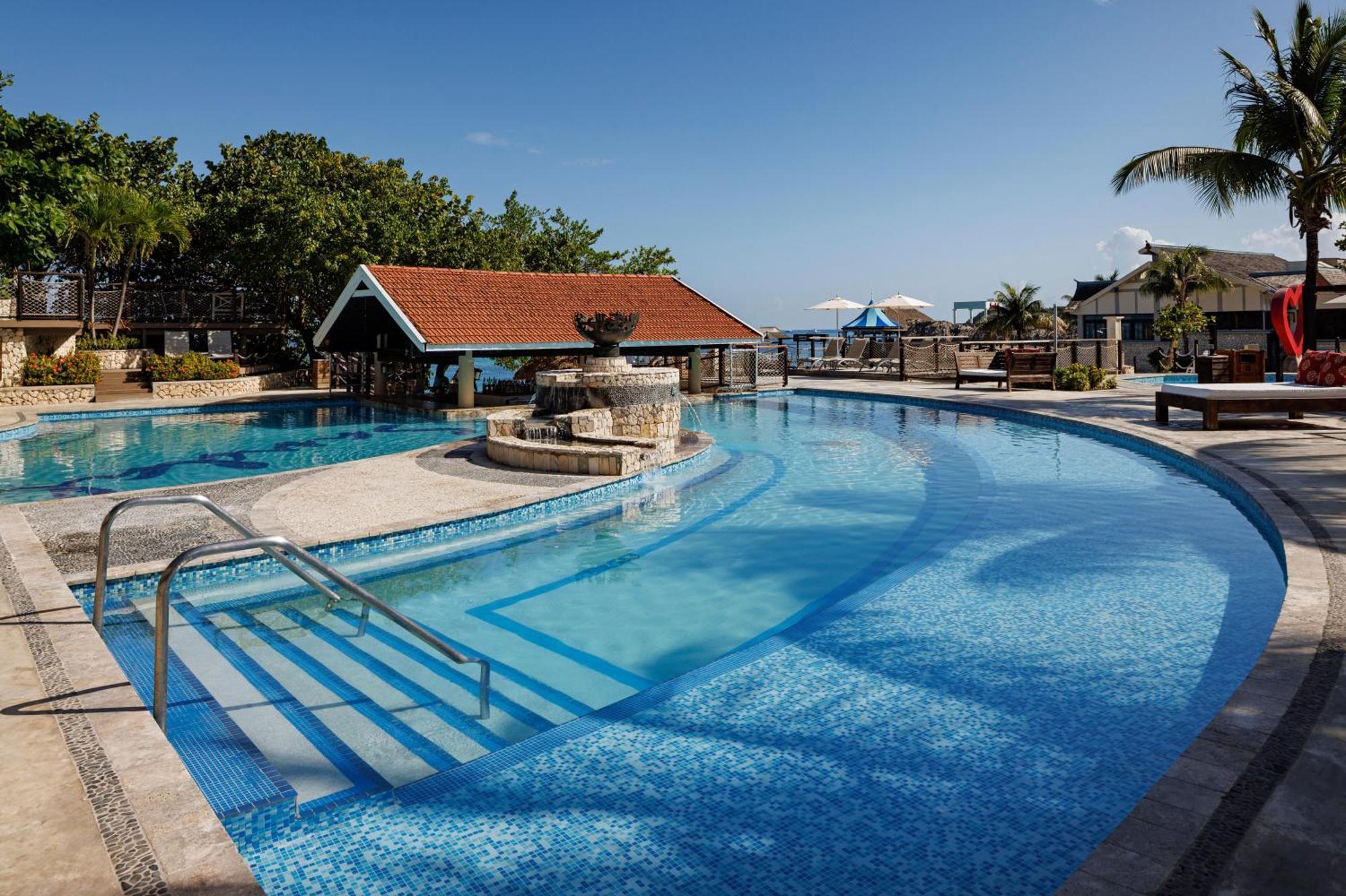 Sandals Ochi Beach All Inclusive Resort - Couples Only (Adults Only) Ocho Rios Exterior photo