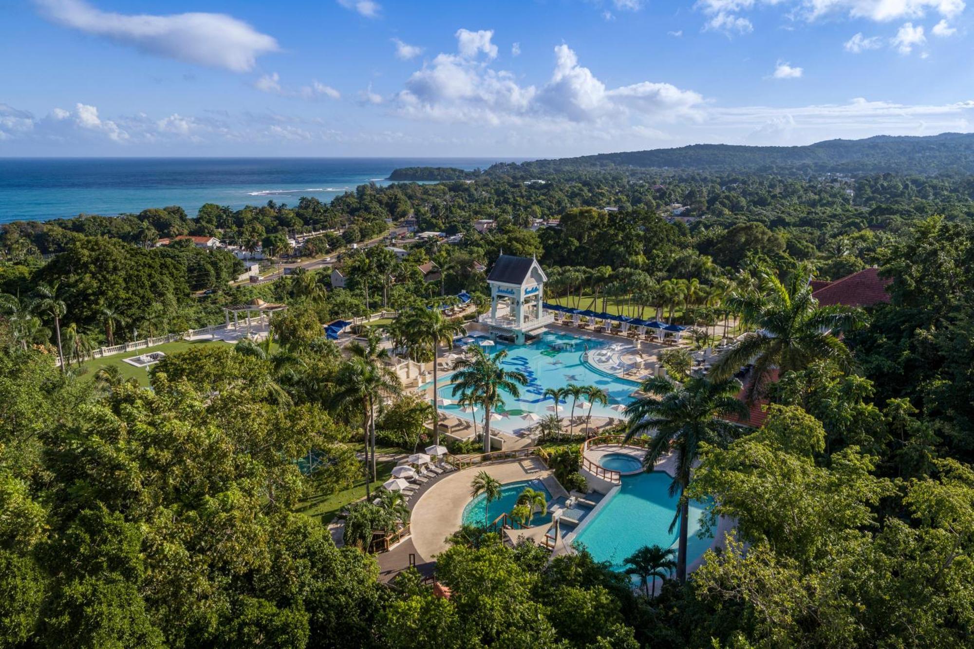 Sandals Ochi Beach All Inclusive Resort - Couples Only (Adults Only) Ocho Rios Exterior photo