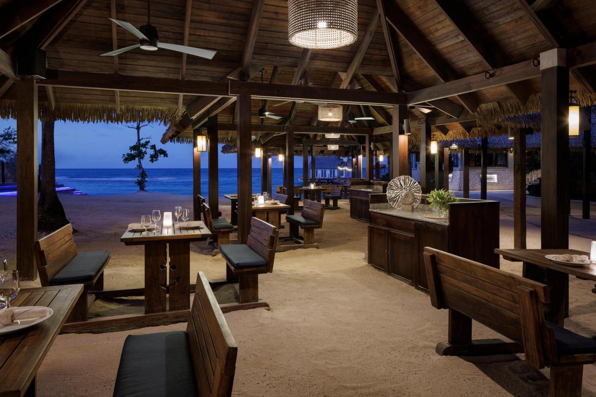 Sandals Ochi Beach All Inclusive Resort - Couples Only (Adults Only) Ocho Rios Exterior photo